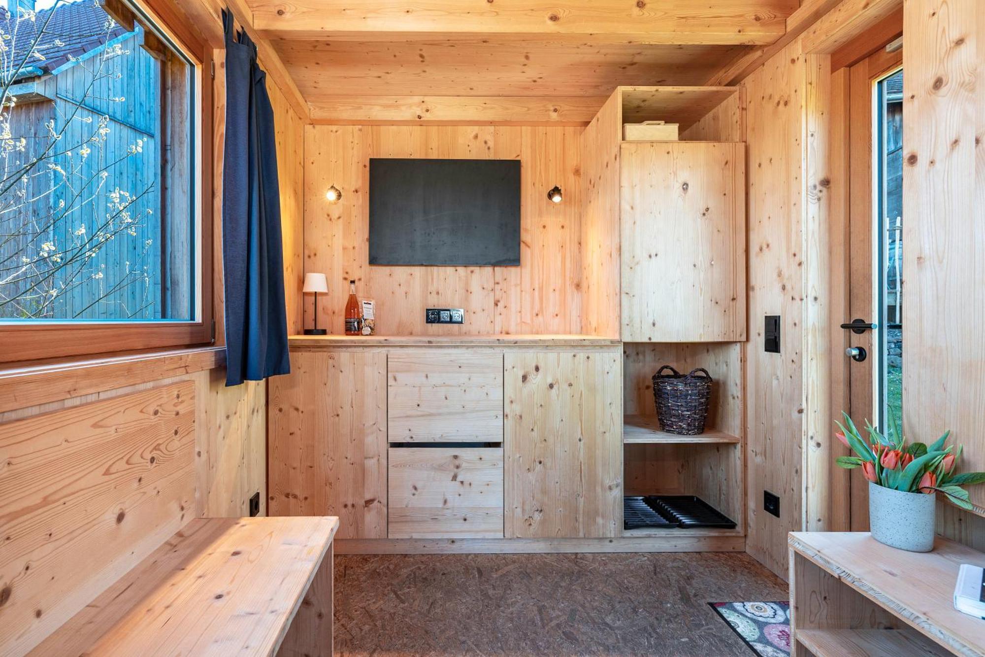 Tiny Houses der Dorfscheune Bieselsberg Exterior foto