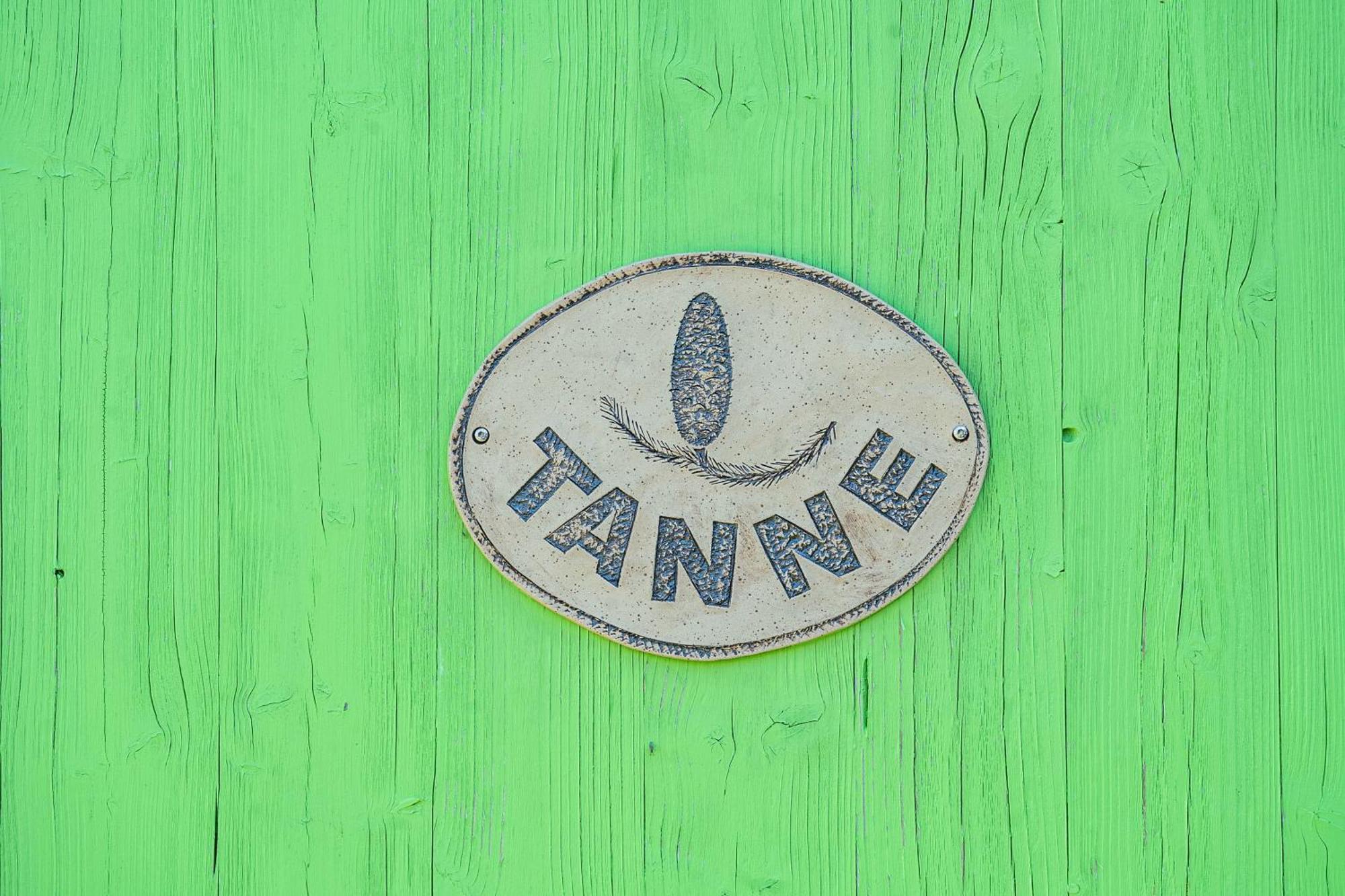 Tiny Houses der Dorfscheune Bieselsberg Exterior foto